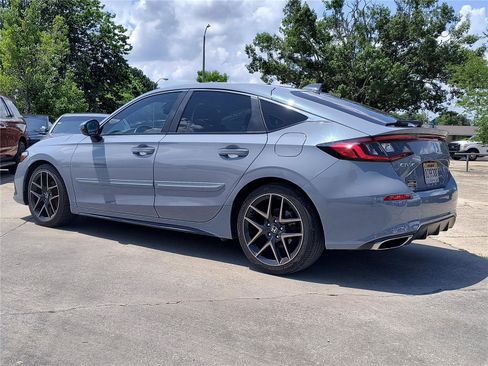 Used 2022 Honda Civic Sport Touring image 4