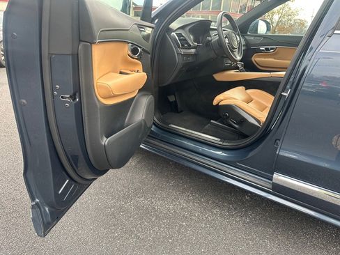 Used 2021 Volvo XC90 T6 Inscription w/ Advanced Package image 9