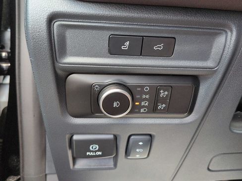 Certified 2024 Ford Expedition Max Limited AWD/4WD image 16