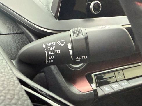 New 2026 Toyota Prius SE image 13