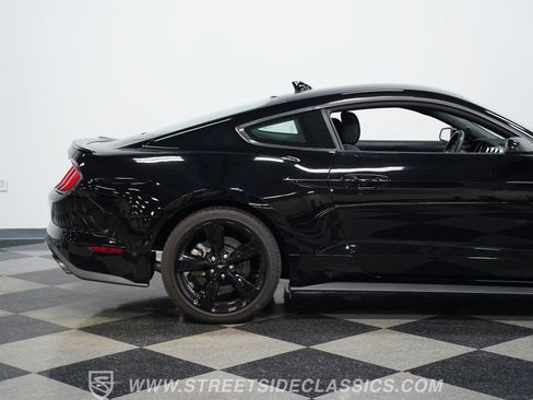 Used 2021 Ford Mustang GT w/ Black Accent Package RWD image 29
