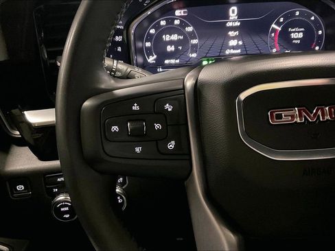 Used 2024 GMC Sierra 1500 SLT image 16