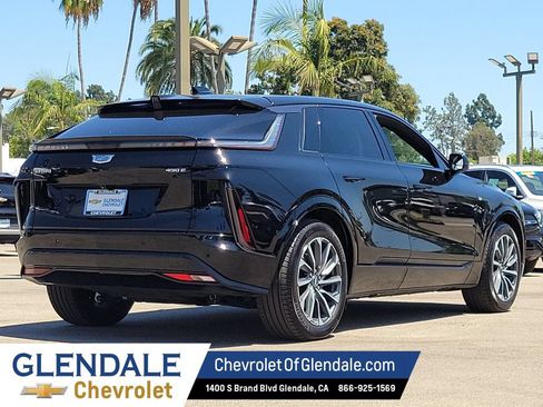 Certified 2024 Cadillac Lyriq Sport RWD image 10