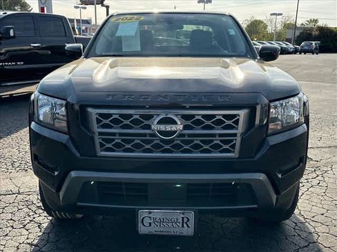 Used 2022 Nissan Frontier SV RWD image 8