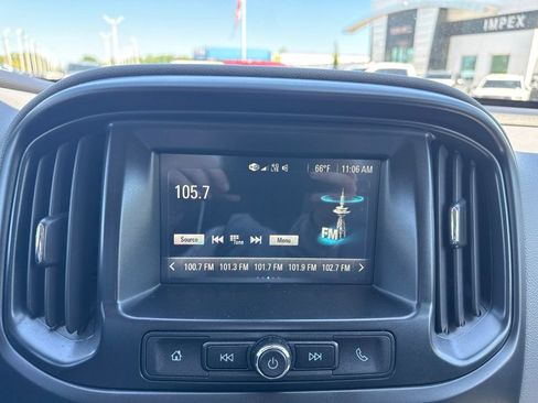 Used 2017 Chevrolet Colorado W/T w/ WT Convenience Package RWD image 4