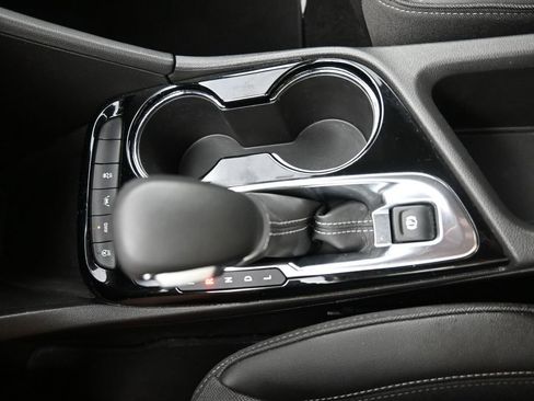 Used 2025 Buick Encore GX Preferred image 13