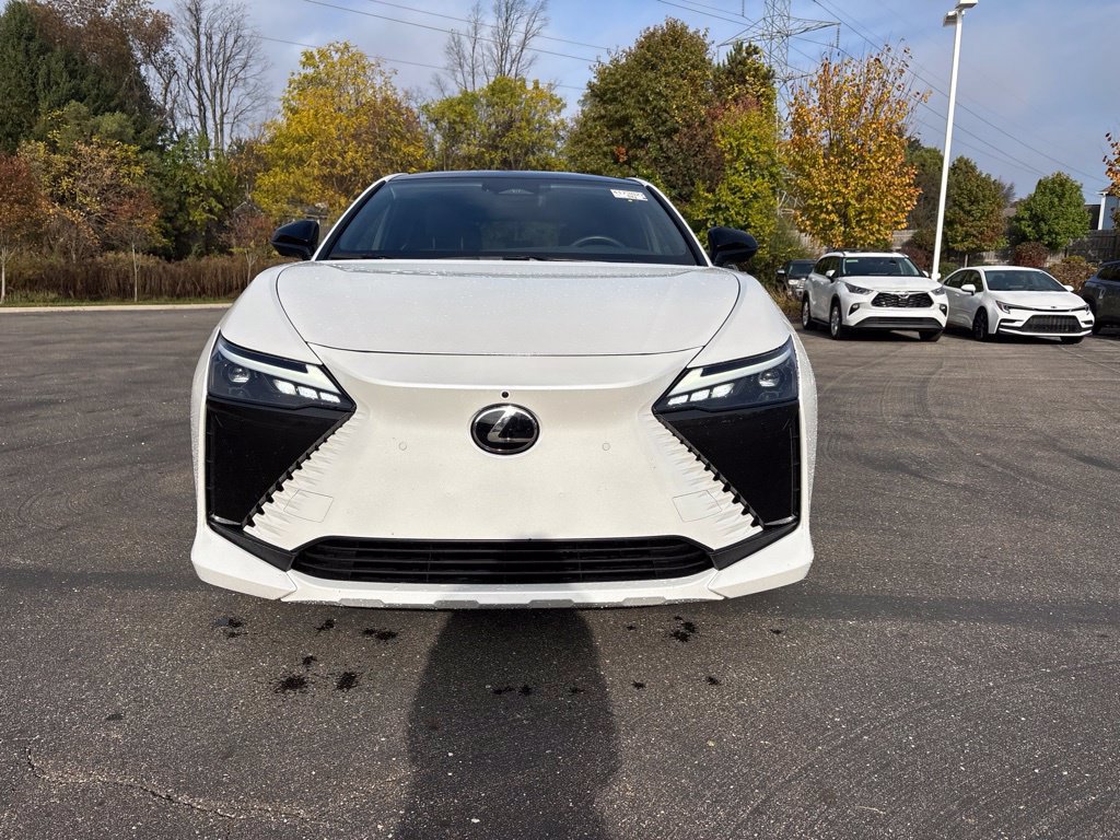Used 2024 Lexus RZ 450e Premium w/ Technology Package AWD/4WD image 2