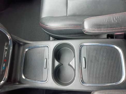 Used 2018 Dodge Grand Caravan GT FWD image 21