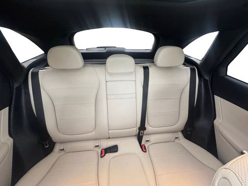 Used 2024 Mercedes-Benz GLC 300 4MATIC image 18