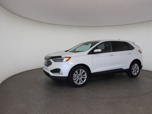 Used 2024 Ford Edge Titanium w/ Equipment Group 301A AWD/4WD image 11