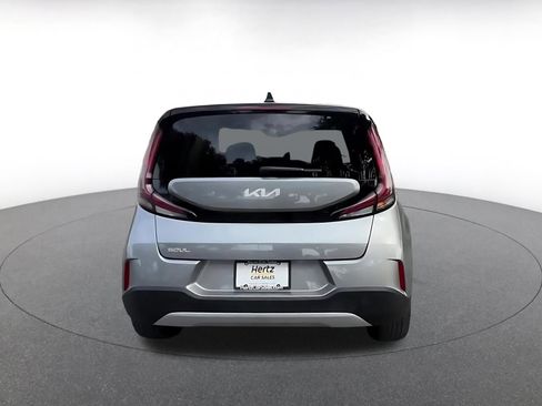 Used 2025 Kia Soul LX w/ LX Technology Package image 12