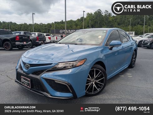 Used 2023 Toyota Camry SE w/ Convenience Package FWD image 1
