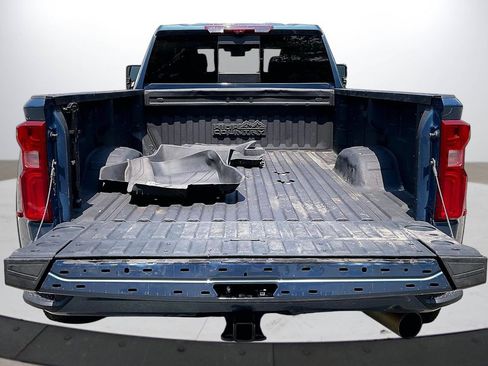 Used 2024 Chevrolet Silverado 3500 High Country w/ High Country Premium Package AWD/4WD image 27