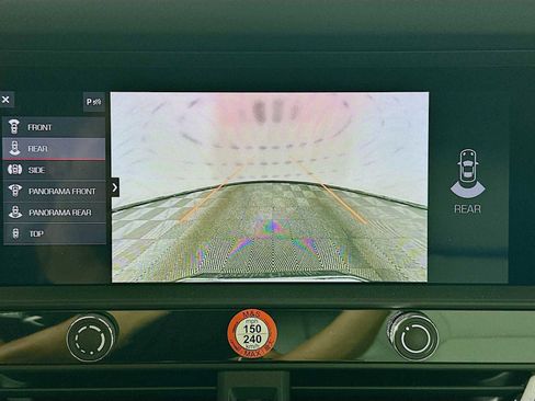 New 2026 Porsche Macan image 20