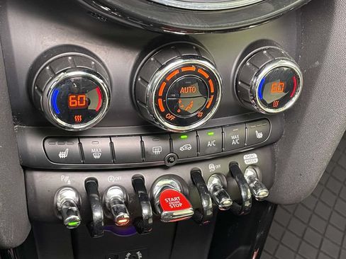 Used 2018 MINI Cooper S FWD image 21