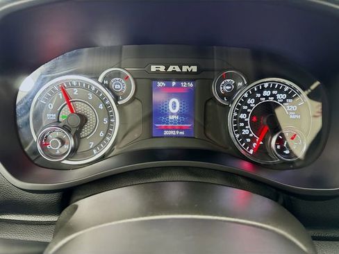 Used 2024 RAM 2500 Big Horn w/ Bed Utility Group image 12