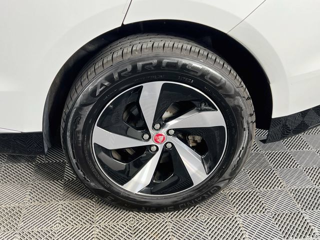 Used 2023 Jaguar F-PACE S AWD/4WD image 32