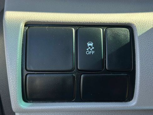 Used 2015 Honda Odyssey LX image 35