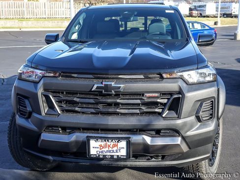 New 2026 Chevrolet Colorado Trail Boss w/ Midnight Edition AWD/4WD image 6