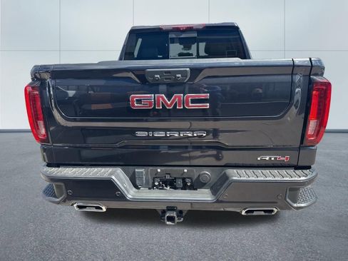 Used 2023 GMC Sierra 1500 AT4 w/ AT4 Premium Package image 3