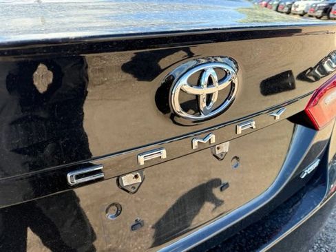 Used 2018 Toyota Camry XSE w/ Driver Assist Package FWD image 14