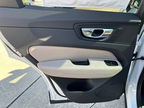 New 2026 Volvo XC60 B5 Core w/ Climate Package PRO image 16