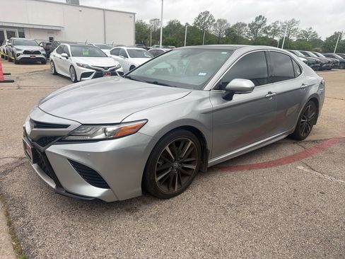 Used 2019 Toyota Camry XSE w/ Driver Assist Package image 1