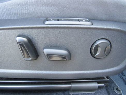 Used 2023 Volkswagen ID.4 S image 21