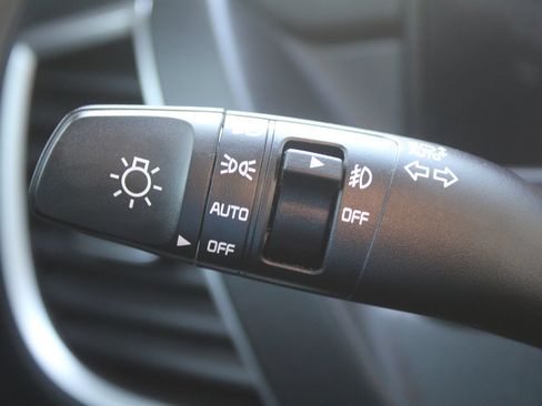 Certified 2026 Kia Seltos EX FWD image 27
