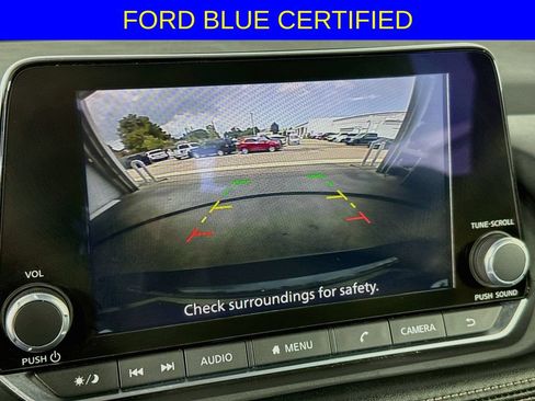 Used 2024 Nissan Rogue SV AWD/4WD image 16