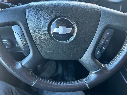 Used 2020 Chevrolet Express 2500 RWD 2500 135 w/ Safety Package image 18