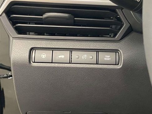 New 2025 Nissan Altima 2.5 SL image 18