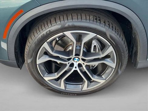 Used 2024 BMW X5 xDrive40i w/ Premium Package AWD/4WD image 23