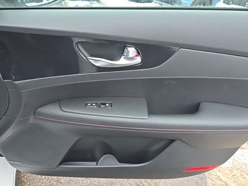 Certified 2022 Kia Forte GT image 29