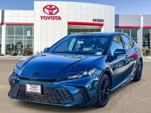 New 2026 Toyota Camry SE FWD image 3