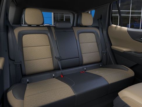New 2026 Chevrolet Equinox ACTIV w/ Safety and Technology Package FWD image 38
