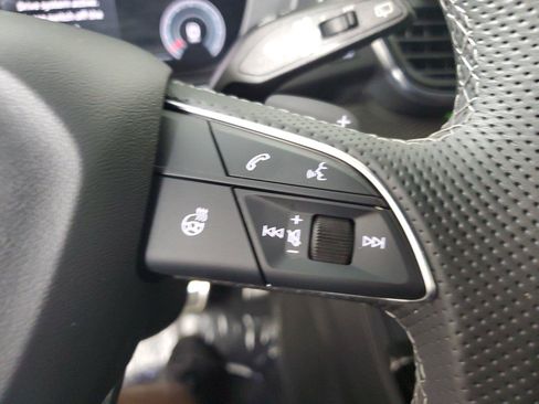 Used 2023 Audi SQ5 Prestige AWD/4WD image 26