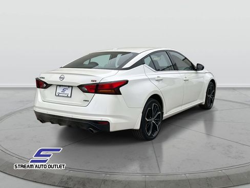 Used 2025 Nissan Altima 2.5 SR image 6