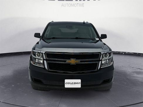 Used 2018 Chevrolet Suburban LT image 8