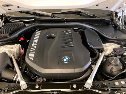 New 2026 BMW 540i xDrive w/ Premium Package AWD/4WD image 16