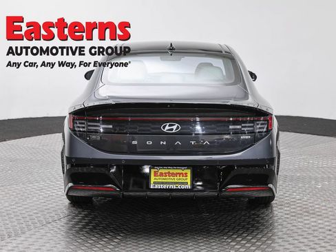 Used 2024 Hyundai Sonata Limited FWD image 6
