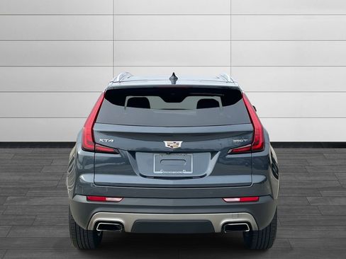 Used 2021 Cadillac XT4 Premium Luxury image 4