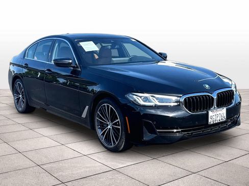 Used 2023 BMW 540i w/ Convenience Package RWD image 3