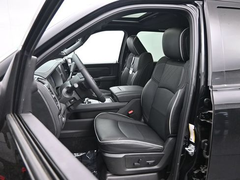 New 2026 RAM 3500 Limited AWD/4WD image 21