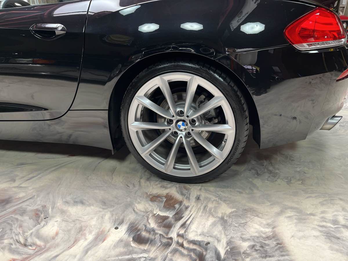 Used 2013 BMW Z4 sDrive35i RWD image 29