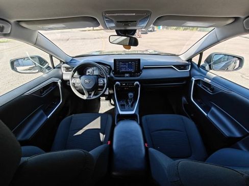 Used 2021 Toyota RAV4 LE w/ Carpet Mat Package (TMS) FWD image 36