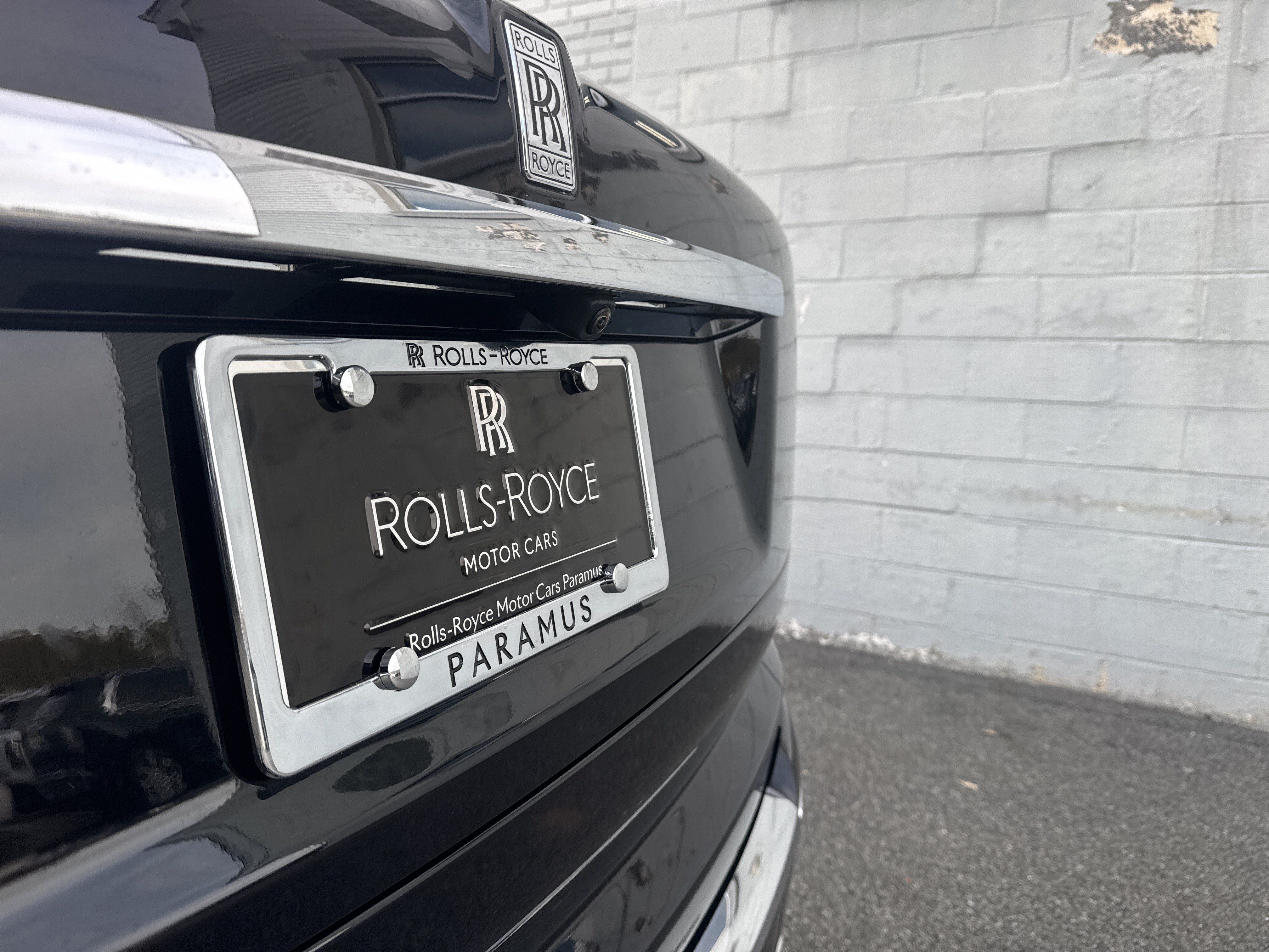 Certified 2025 Rolls-Royce Cullinan AWD/4WD image 27
