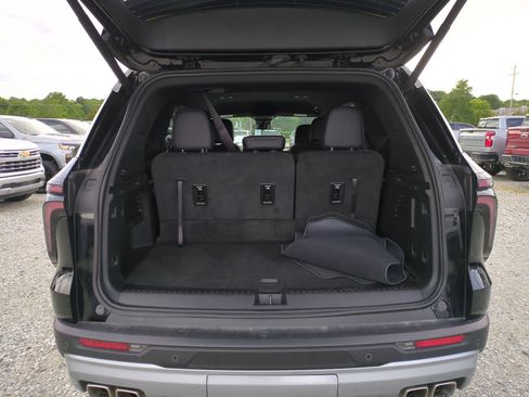 Used 2026 Chevrolet Traverse LT AWD/4WD image 31