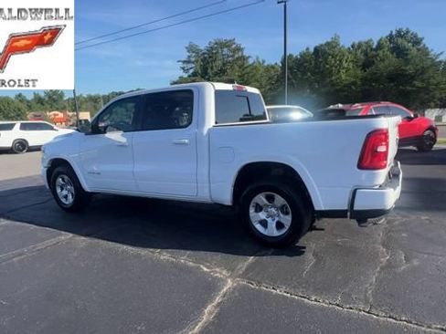 Used 2025 RAM 1500 Big Horn AWD/4WD image 6