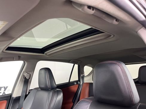 Used 2014 Toyota RAV4 Limited image 5